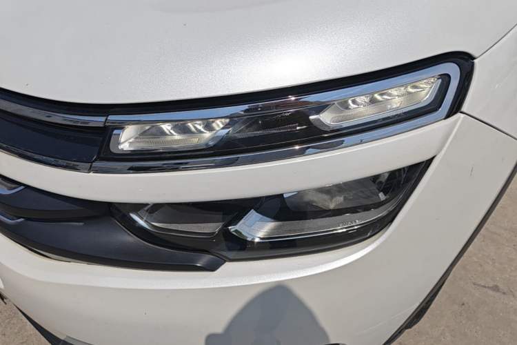 Used Citroen C5 AIRCROSS 2017 350THP Fashion Edition Left Front Headlight