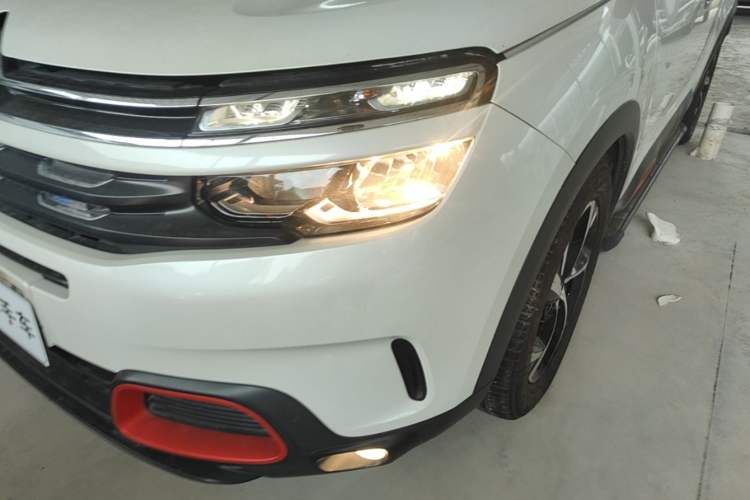 Used Citroen C5 AIRCROSS 2017 350THP Fashion Edition Left Front Headlight