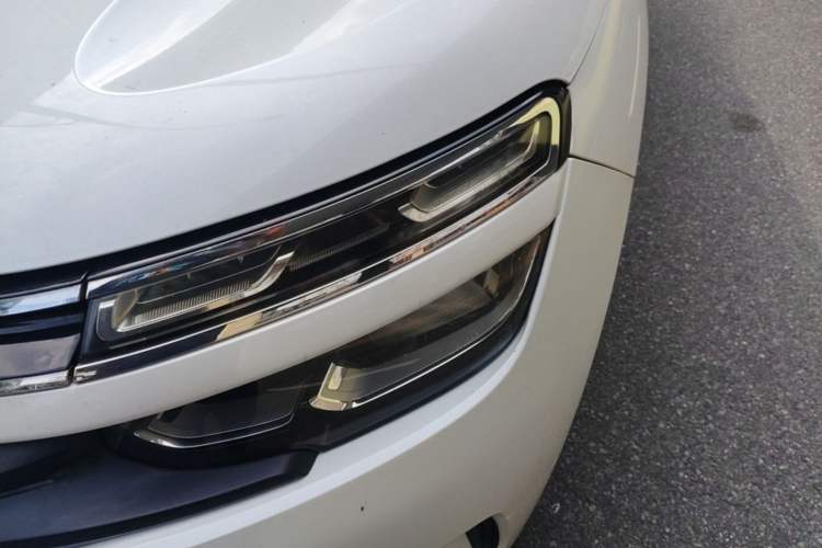 Used Citroen C5 AIRCROSS 2017 350THP Fashion Edition Left Front Headlight