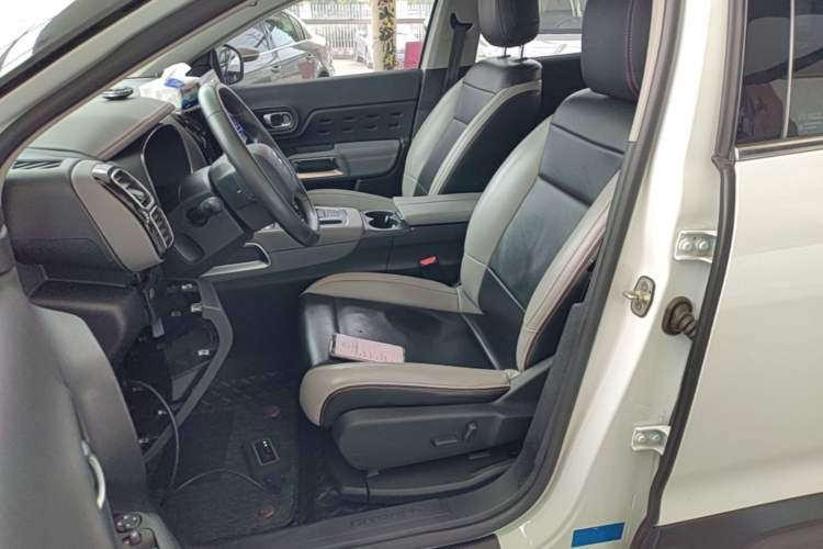 Used Citroen C5 AIRCROSS 2017 350THP Fashion Edition Left Front Seat