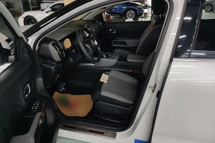 Used Citroen C5 AIRCROSS 2017 380THP Fashion Edition Left Front Seat