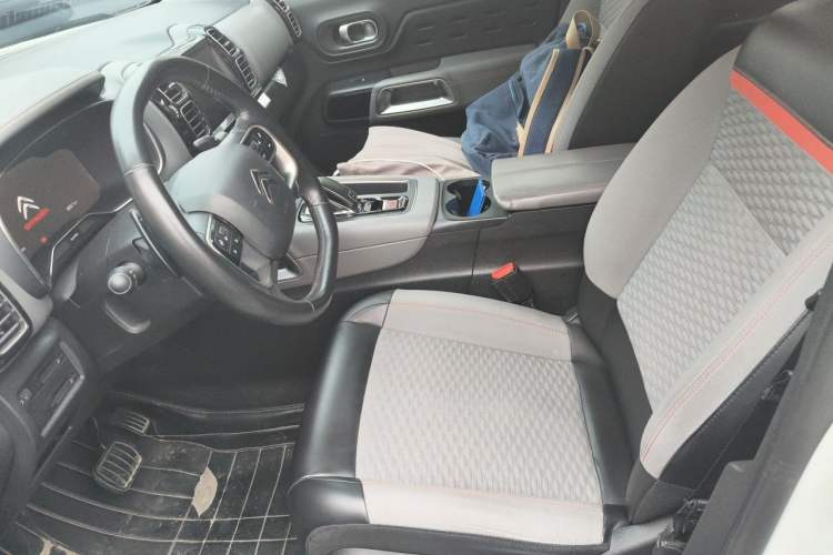 Used Citroen C5 AIRCROSS 2017 380THP Fashion Edition Left Front Seat