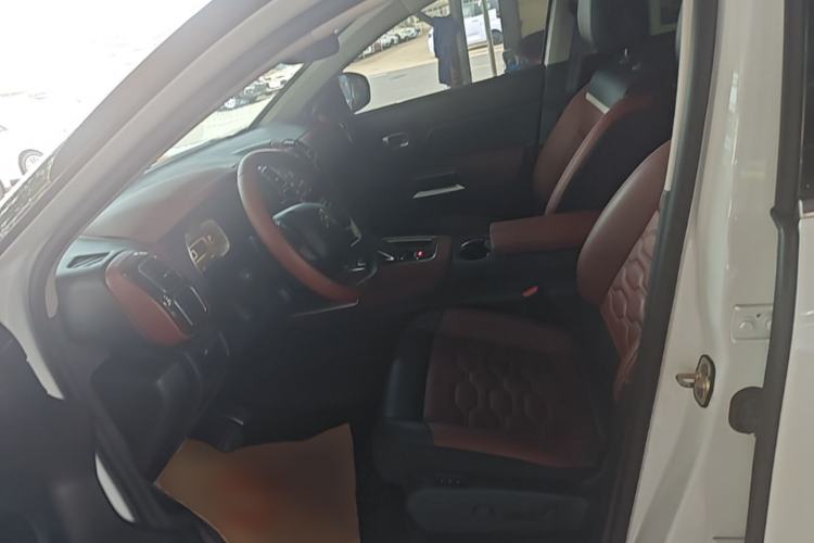 Used Citroen C5 AIRCROSS 2017 380THP Flagship Edition Left Front Seat