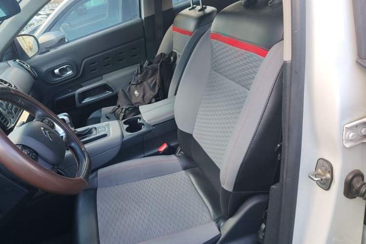 Used Citroen C5 AIRCROSS 2017 350THP Fashion Edition Left Front Seat