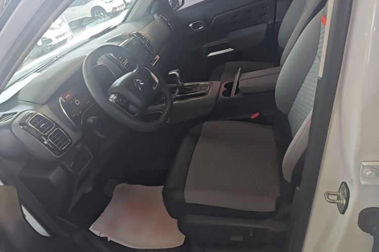 Used Citroen C5 AIRCROSS 2017 350THP Fashion Edition Left Front Seat