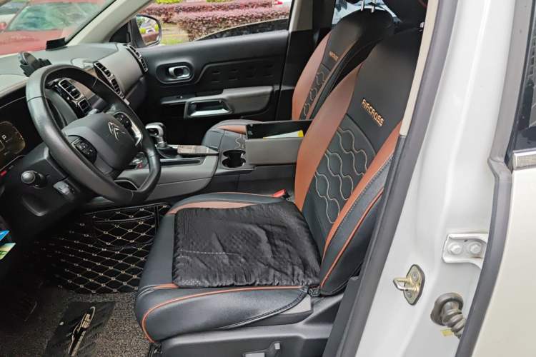 Used Citroen C5 AIRCROSS 2017 350THP Fashion Edition Left Front Seat