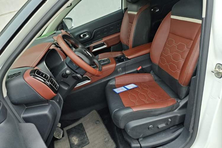 Used Citroen C5 AIRCROSS 2017 350THP Luxury Model Left Front Seat