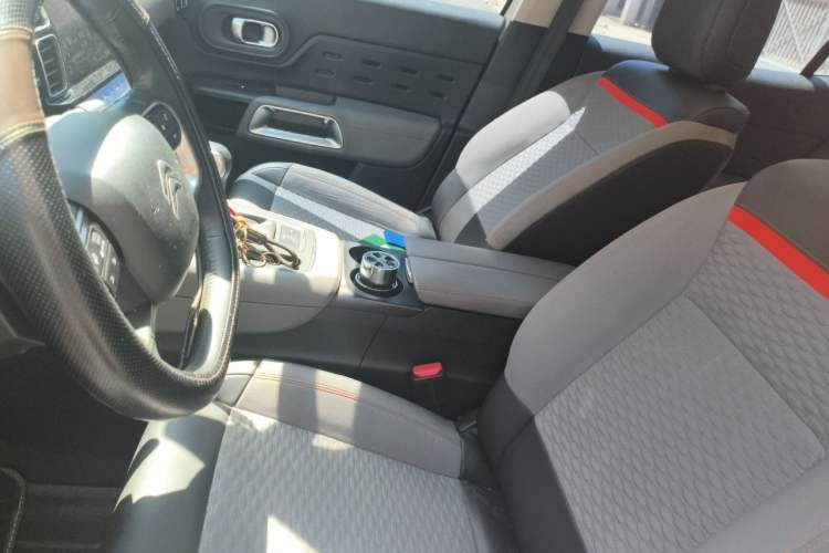 Used Citroen C5 AIRCROSS 2017 350THP Fashion Edition Left Front Seat
