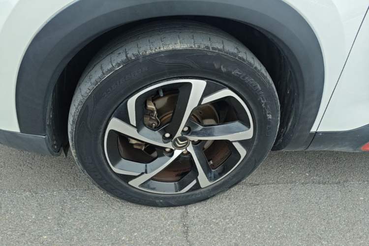 Used Citroen C5 AIRCROSS 2017 350THP Luxury Model Left Front Wheel Hub