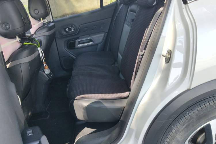 Used Citroen C5 AIRCROSS 2017 380THP Luxury Model Left Rear Seat