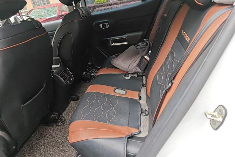 Used Citroen C5 AIRCROSS 2017 350THP Fashion Edition Left Rear Seat