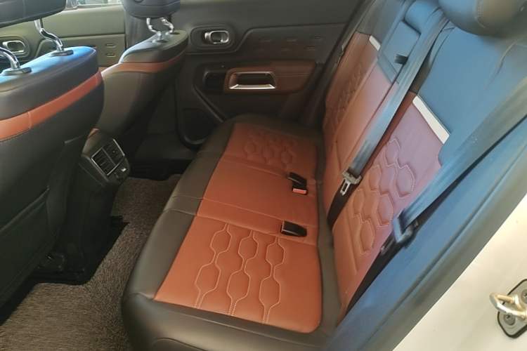 Used Citroen C5 AIRCROSS 2017 380THP Luxury Model Left Rear Seat