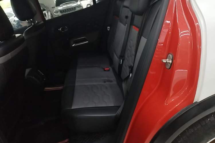 Used Citroen C5 AIRCROSS 2017 350THP Luxury Model Left Rear Seat