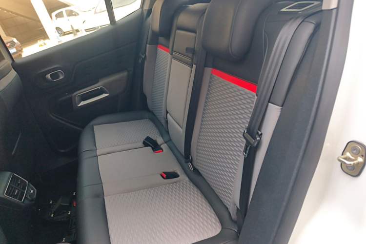 Used Citroen C5 AIRCROSS 2017 350THP Fashion Edition Left Rear Seat