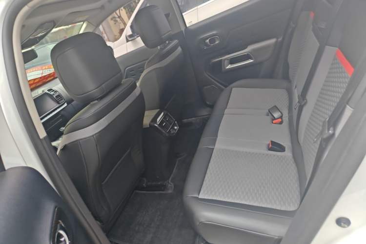 Used Citroen C5 AIRCROSS 2017 380THP Fashion Edition Left Rear Seat