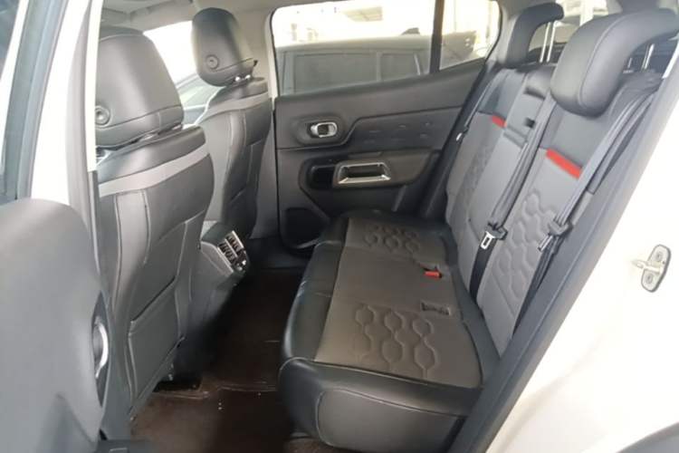 Used Citroen C5 AIRCROSS 2017 380THP Luxury Model Left Rear Seat