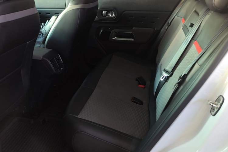 Used Citroen C5 AIRCROSS 2017 350THP Fashion Edition Left Rear Seat