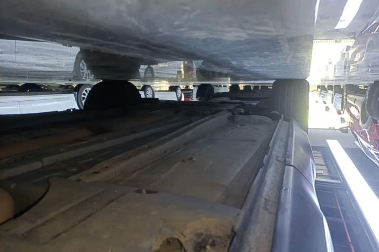 Used Citroen C5 AIRCROSS 2017 380THP Luxury Model Left Side Sill