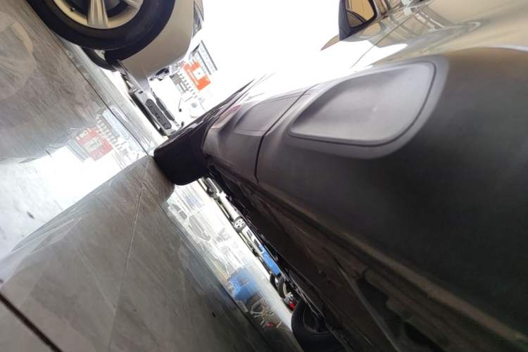 Used Citroen C5 AIRCROSS 2017 350THP Fashion Edition Left Side Sill