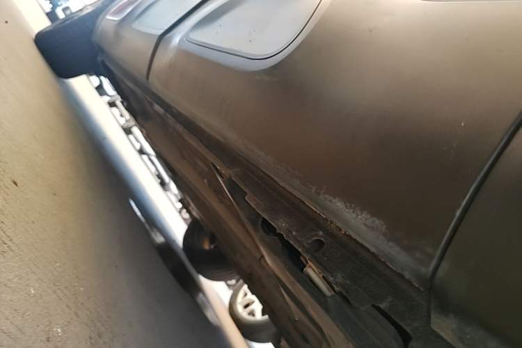 Used Citroen C5 AIRCROSS 2017 380THP Luxury Model Left Side Sill