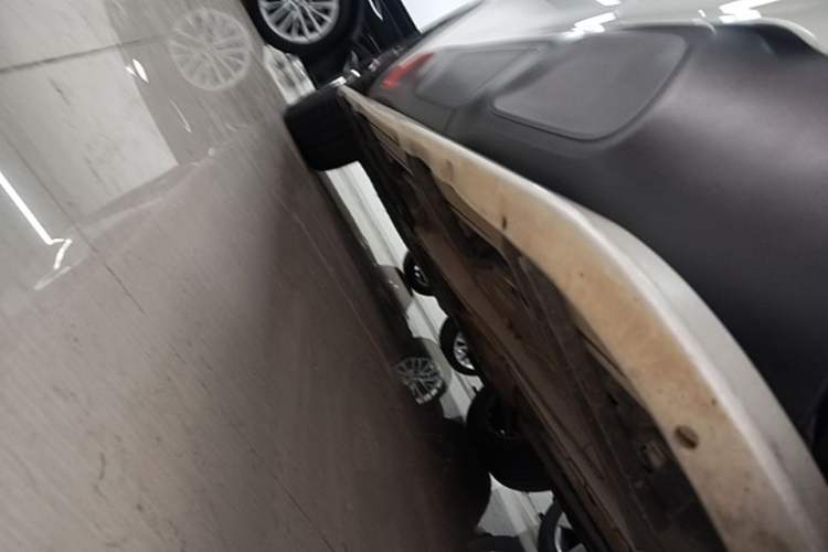 Used Citroen C5 AIRCROSS 2017 350THP Fashion Edition Left Side Sill