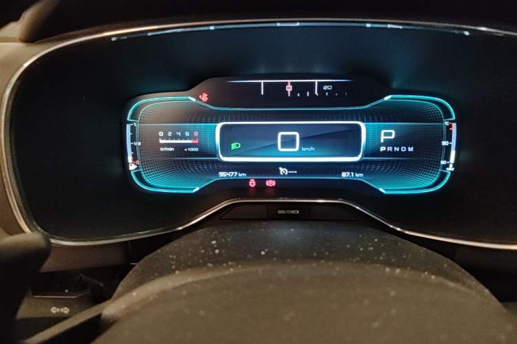 Used Citroen C5 AIRCROSS 2017 380THP Luxury Model Odometer Close Up