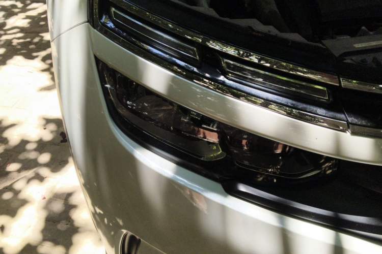 Used Citroen C5 AIRCROSS 2017 380THP Luxury Model Right Front Headlight