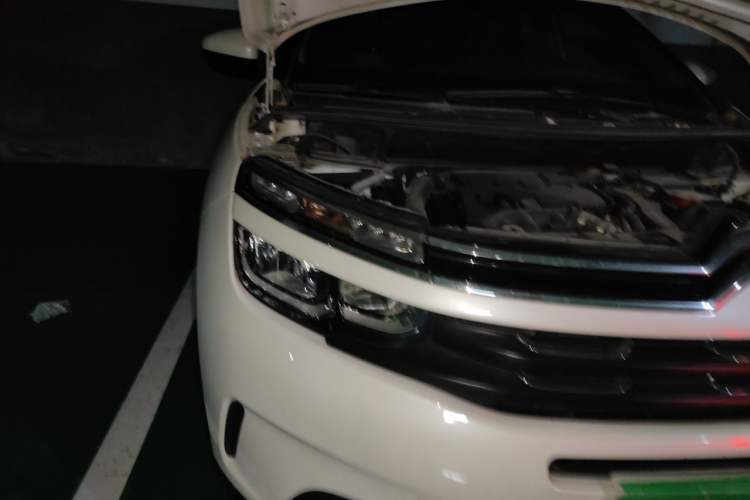 Used Citroen C5 AIRCROSS 2017 350THP Luxury Model Right Front Headlight