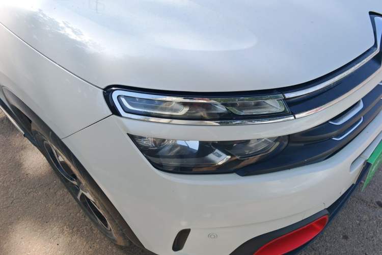 Used Citroen C5 AIRCROSS 2017 380THP Luxury Model Right Front Headlight