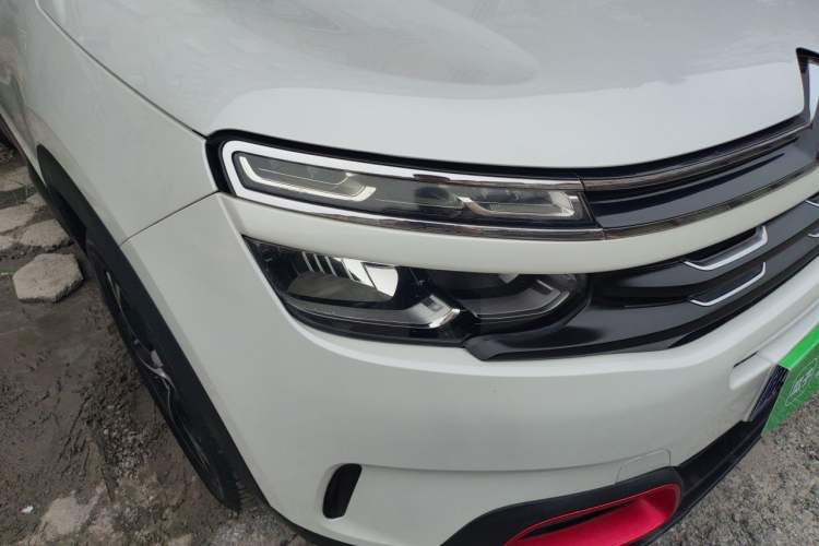 Used Citroen C5 AIRCROSS 2017 350THP Fashion Edition Right Front Headlight