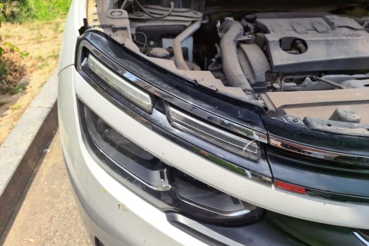 Used Citroen C5 AIRCROSS 2017 380THP Luxury Model Right Front Headlight