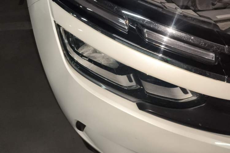 Used Citroen C5 AIRCROSS 2017 350THP Luxury Model Right Front Headlight