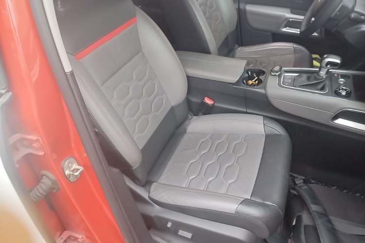 Used Citroen C5 AIRCROSS 2017 350THP Luxury Model Right Front Seat