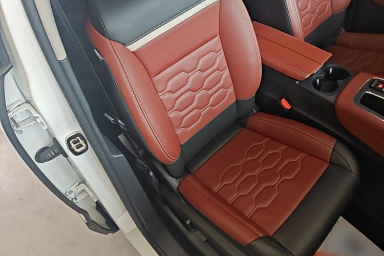Used Citroen C5 AIRCROSS 2017 380THP Luxury Model Right Front Seat