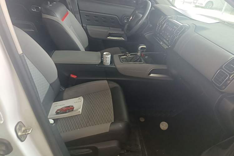 Used Citroen C5 AIRCROSS 2017 350THP Fashion Edition Right Front Seat
