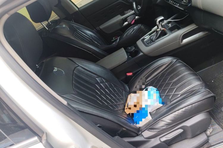 Used Citroen C5 AIRCROSS 2017 350THP Fashion Edition Right Front Seat