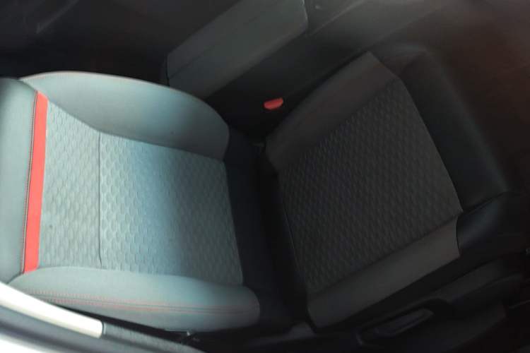 Used Citroen C5 AIRCROSS 2017 350THP Fashion Edition Right Front Seat