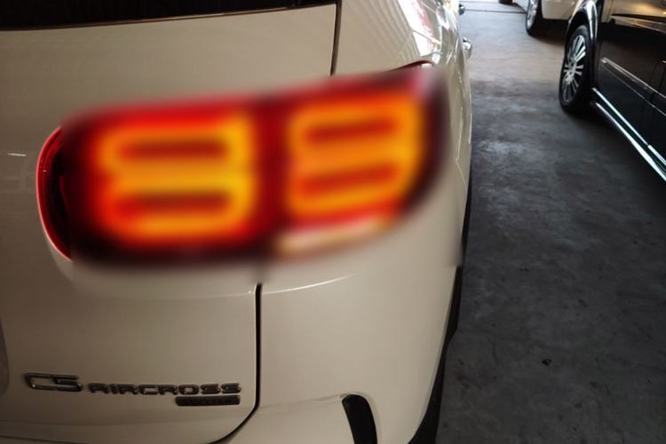 Used Citroen C5 AIRCROSS 2017 380THP Luxury Model Right Rear Taillight