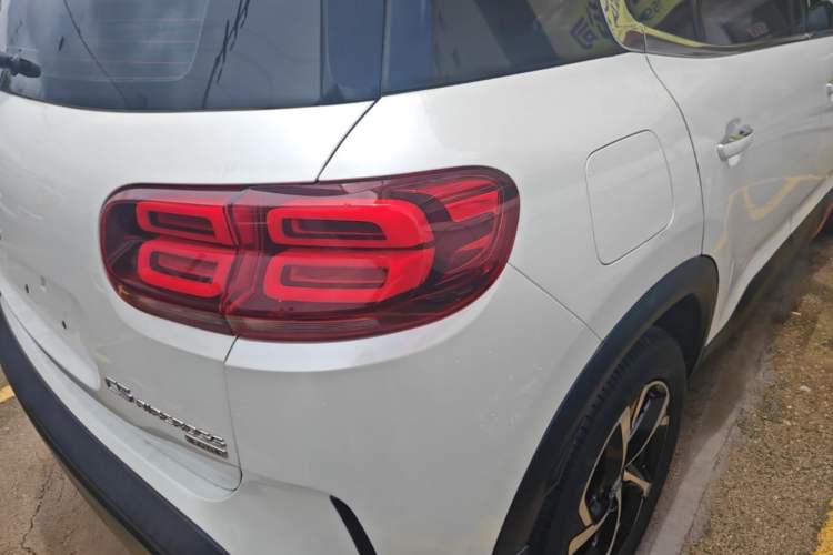 Used Citroen C5 AIRCROSS 2017 380THP Fashion Edition Right Rear Taillight