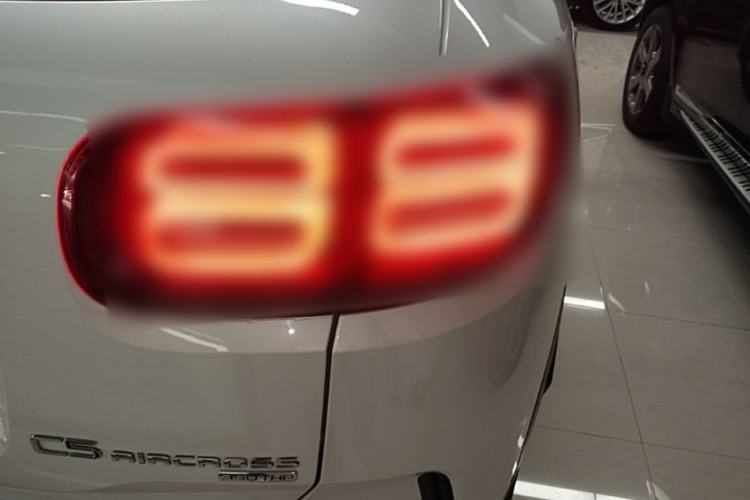 Used Citroen C5 AIRCROSS 2017 350THP Fashion Edition Right Rear Taillight