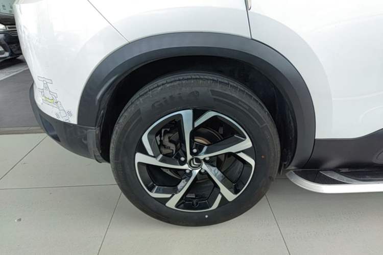 Used Citroen C5 AIRCROSS 2017 350THP Fashion Edition Right Rear Wheel Hub