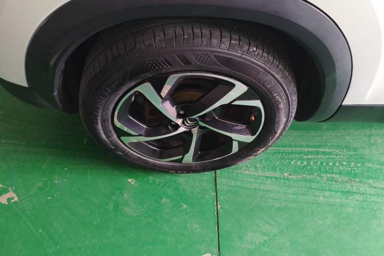 Used Citroen C5 AIRCROSS 2017 380THP Luxury Model Right Rear Wheel Hub