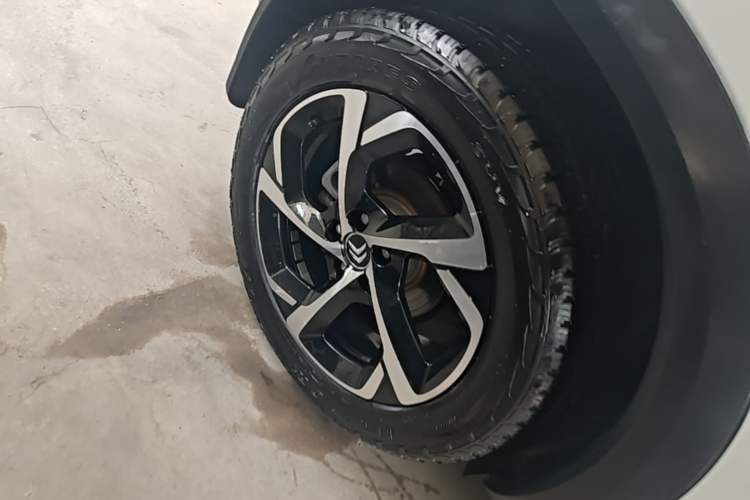 Used Citroen C5 AIRCROSS 2017 380THP Luxury Model Right Rear Wheel Hub