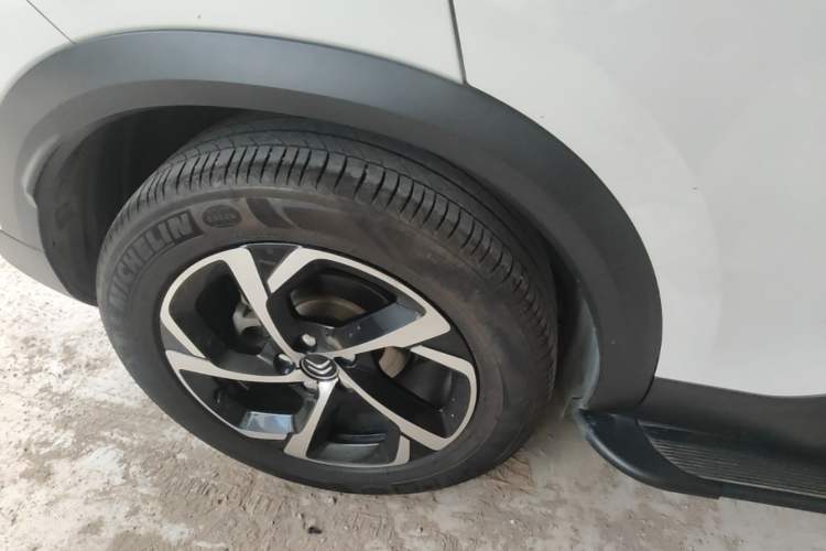 Used Citroen C5 AIRCROSS 2017 350THP Fashion Edition Right Rear Wheel Hub