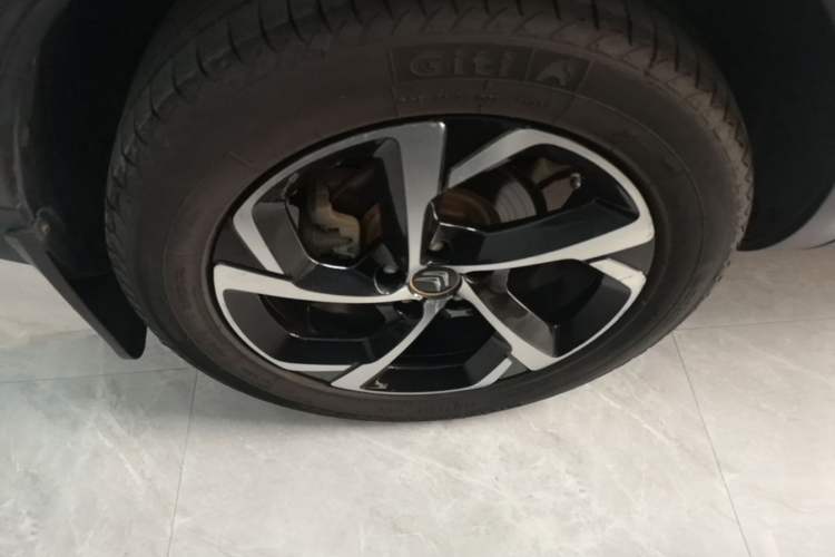 Used Citroen C5 AIRCROSS 2017 350THP Fashion Edition Right Rear Wheel Hub
