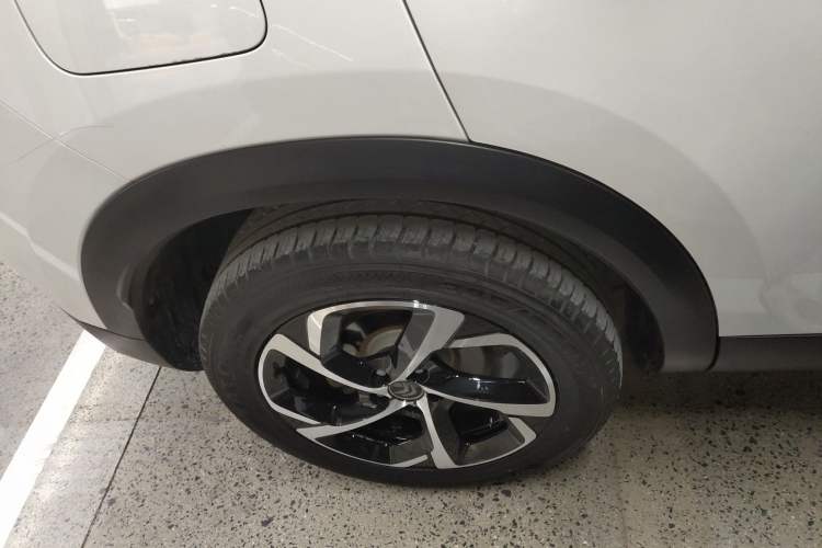 Used Citroen C5 AIRCROSS 2017 350THP Fashion Edition Right Rear Wheel Hub
