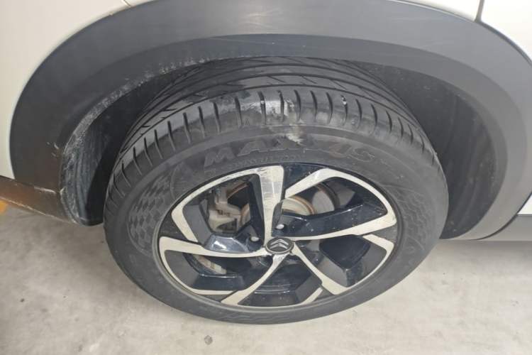 Used Citroen C5 AIRCROSS 2017 350THP Fashion Edition Right Rear Wheel Hub