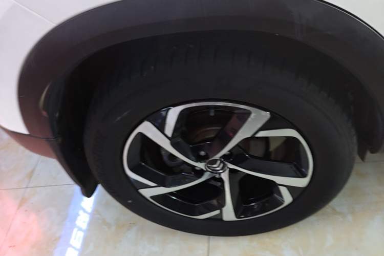 Used Citroen C5 AIRCROSS 2017 350THP Fashion Edition Right Rear Wheel Hub