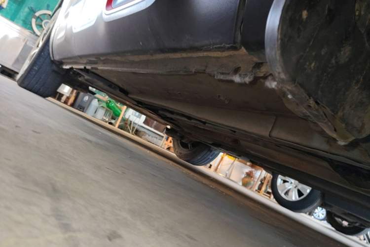 Used Citroen C5 AIRCROSS 2017 380THP Luxury Model Right Side Sill