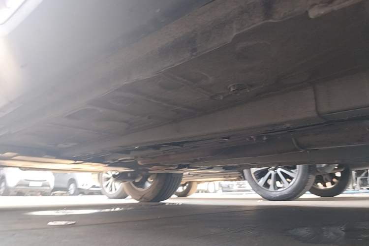 Used Citroen C5 AIRCROSS 2017 350THP Fashion Edition Right Side Sill
